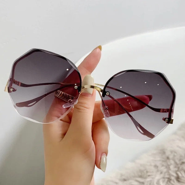 Black and Gray Luxury Round Gradient Sunglasses Women Eyewear Rimless Fashion Sun Glasses Ladies Sunshades UV400
